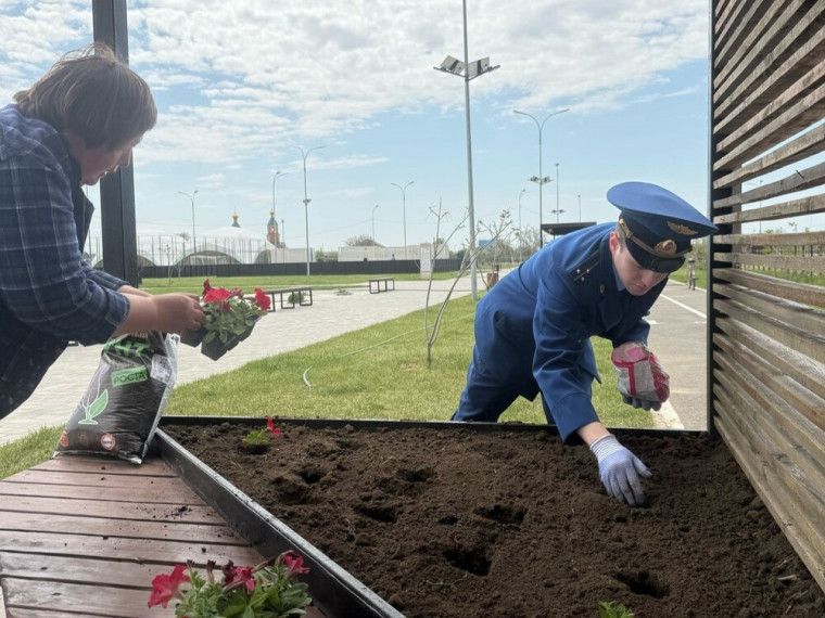 Северо-Каспийской межрайонной природоохранной прокуратурой принято участие в международной акции «Сад памяти». Северо-Каспийской межрайонной природоохранной прокуратурой принято участие в международной акции «Сад памяти».